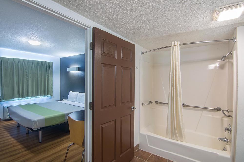 Studio Inn Extended Stay Oklahoma City Airport By Oyo 外观 照片