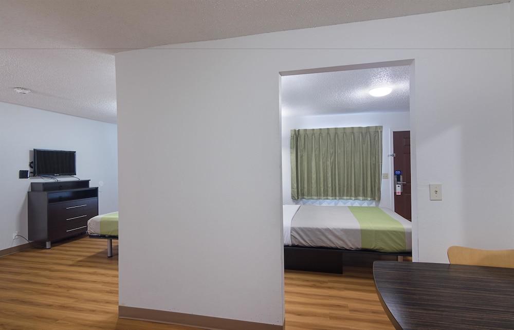 Studio Inn Extended Stay Oklahoma City Airport By Oyo 外观 照片