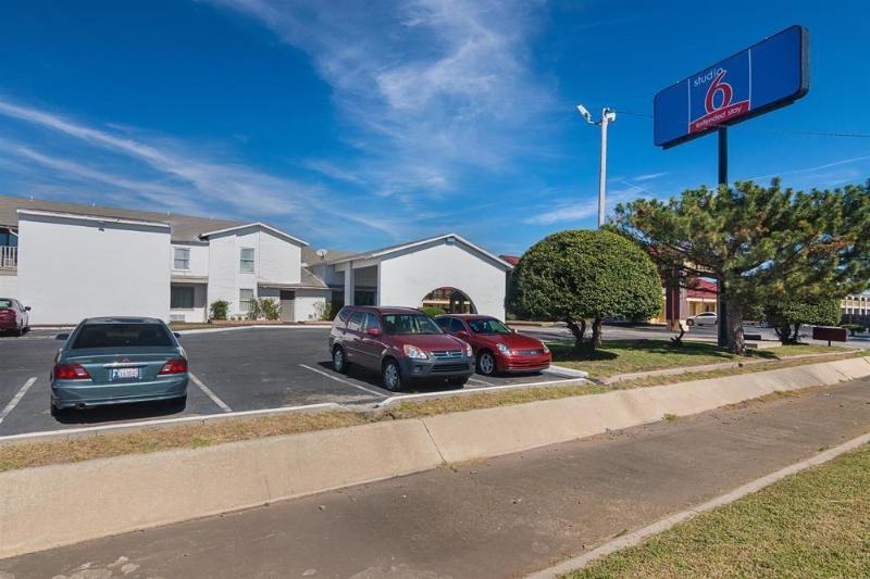 Studio Inn Extended Stay Oklahoma City Airport By Oyo 外观 照片
