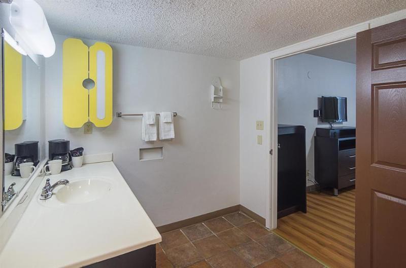Studio Inn Extended Stay Oklahoma City Airport By Oyo 外观 照片
